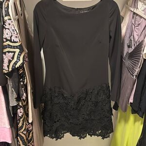 Laundry black shift dress with embroidered detail, size 0, long sleeves